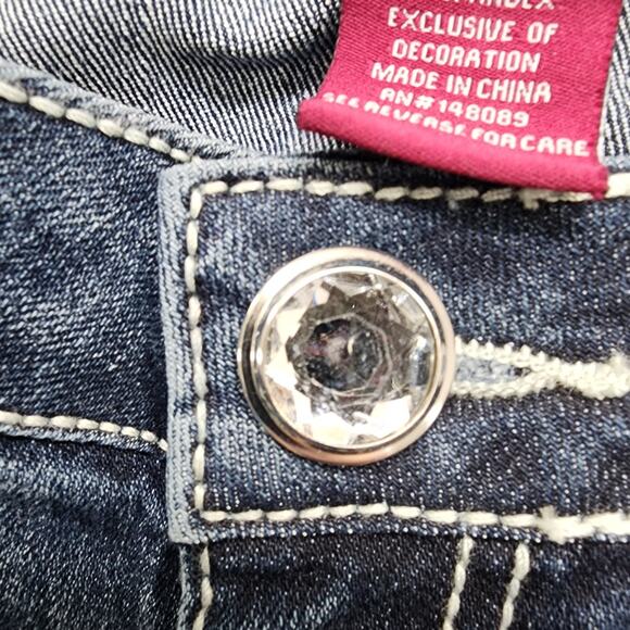 NEW D'mode Jeans Womens 11 Juniors Blue Mid Rise Straight Leg Flap Pockets Bling - Picture 2 of 16